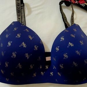 PINK Victoria's Secret Navy and Gold Wireless Bra
